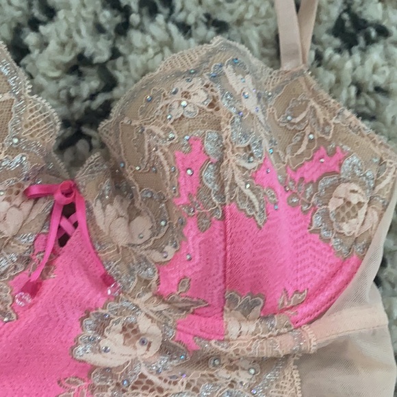 Brand New With Tags Lingerie from Victorias Secret - Picture 6 of 13